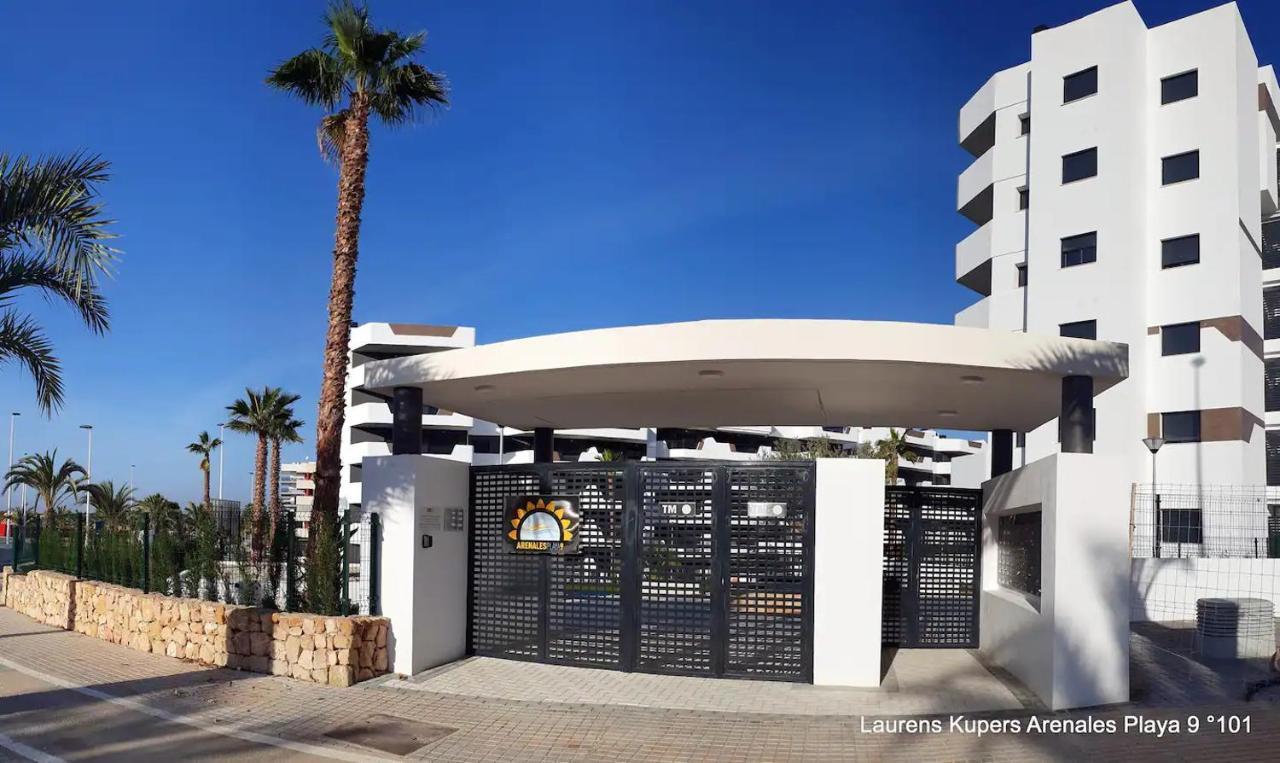 Beautiful Apartment Close To The Sea Arenales del Sol Exterior foto